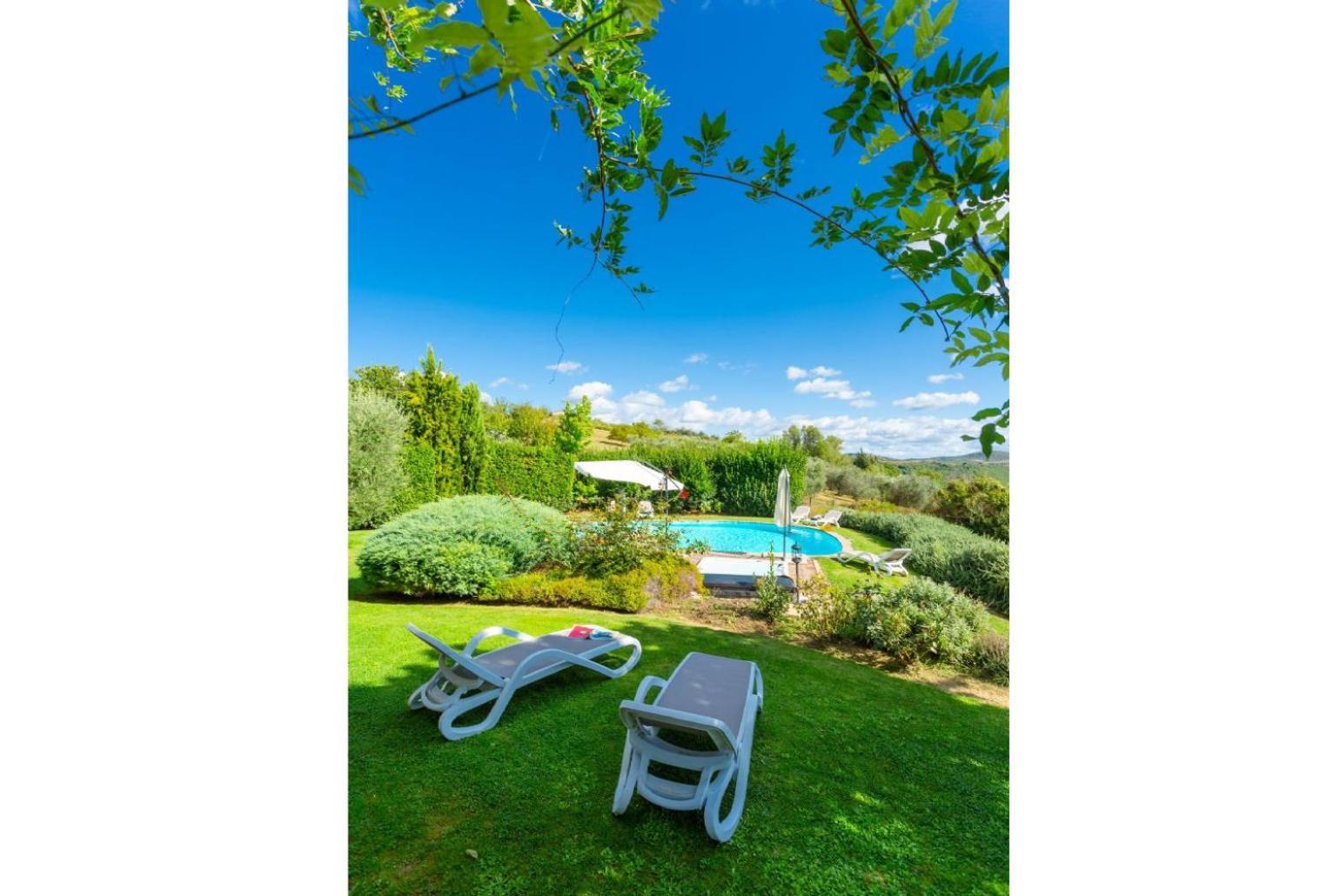 Villa Casale Silvia Терни Экстерьер фото